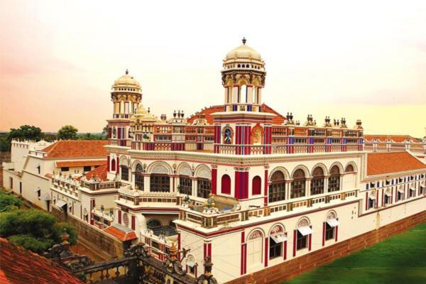 Chidambara Vilas - A Luxury Heritage Resort Kānādukāttān Extérieur photo