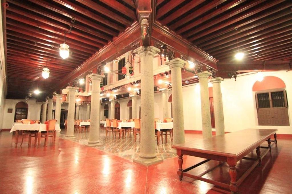 Chidambara Vilas - A Luxury Heritage Resort Kānādukāttān Extérieur photo